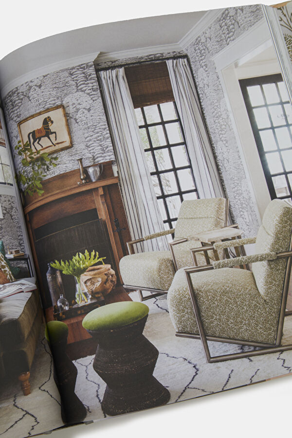 Down to Earth: Laid-Back Interiors for Modern Living 13