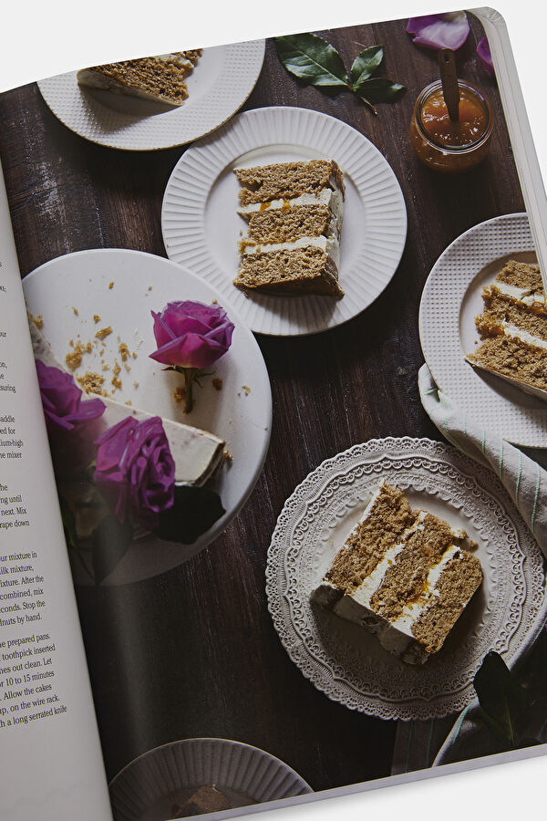 Icing on the Cake: Decora 11