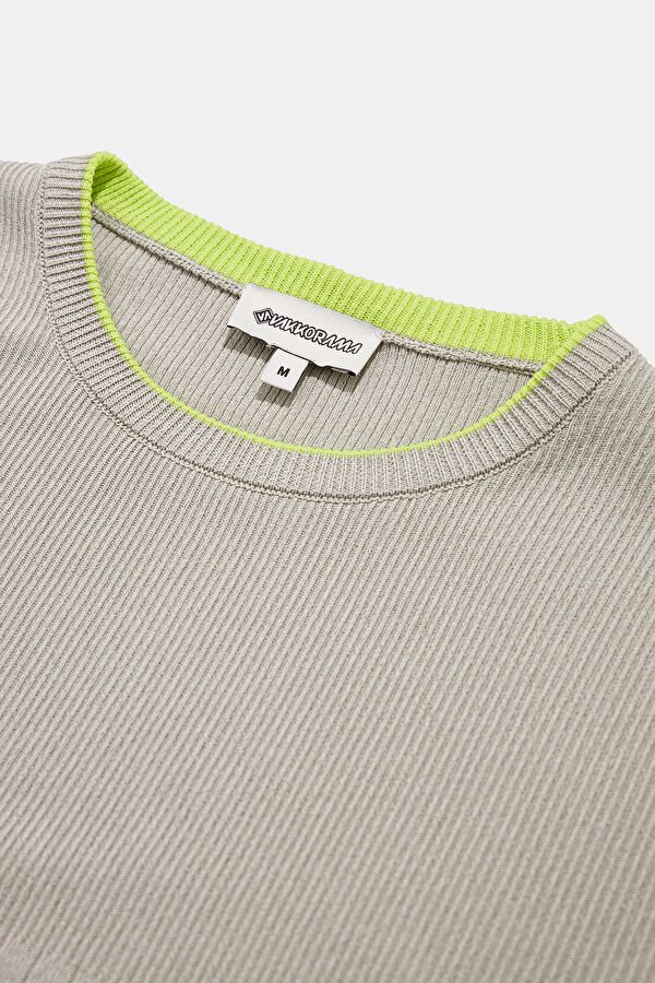 Light Grey Knitted Men's Sweater 5