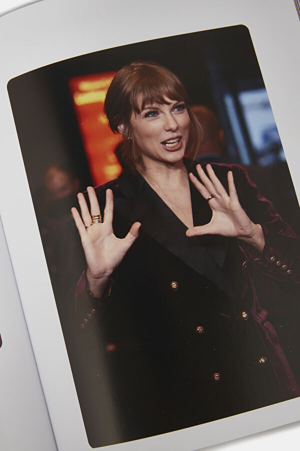 Taylor Swift and the clothes she wears 9