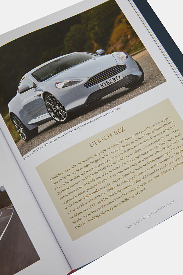 Aston Martin 8