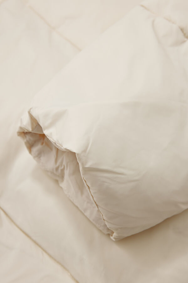 Melville Krem Mont 4