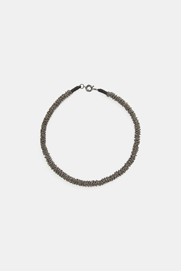 Siyah Metal Kolye