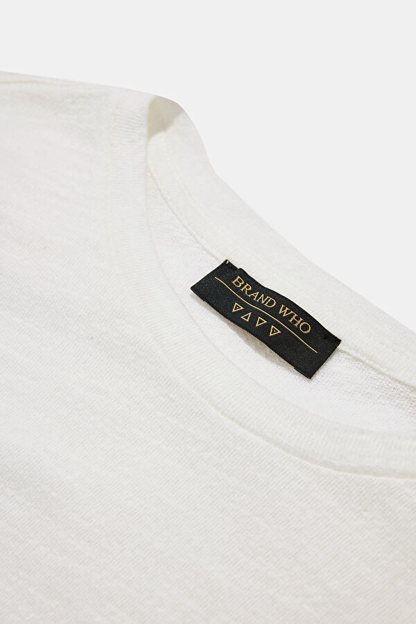 Relax Mold White Crew Neck Printed T-Shirt 3