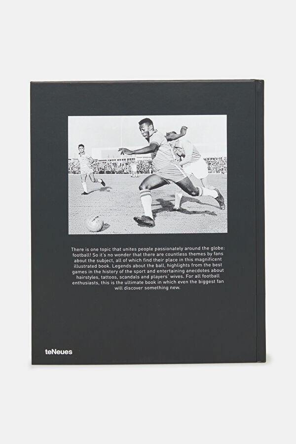Football The Ultimate Book 3