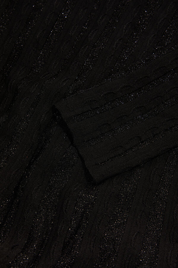 Black Maxi Dress with Border for Women 4