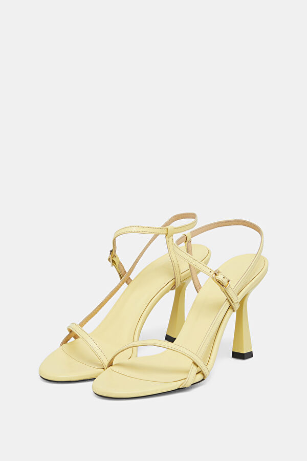 Yellow Shoe 2