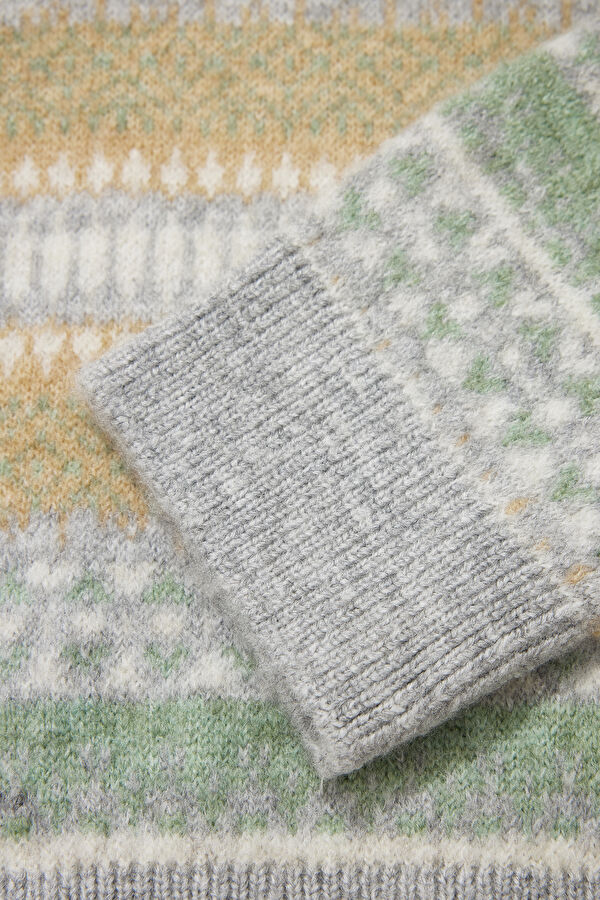 Colorful Patterned Knitted Men's Sweater 4