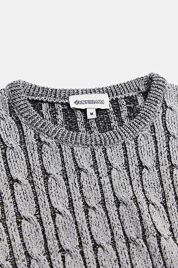 Grey Knitted Pattern Men's Sweater 5