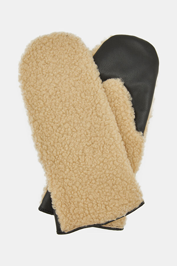 Cream Gloves 4