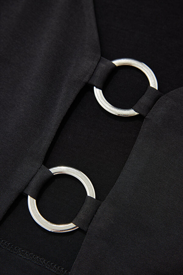 Black Long-Sleeved Women's Blouse 4