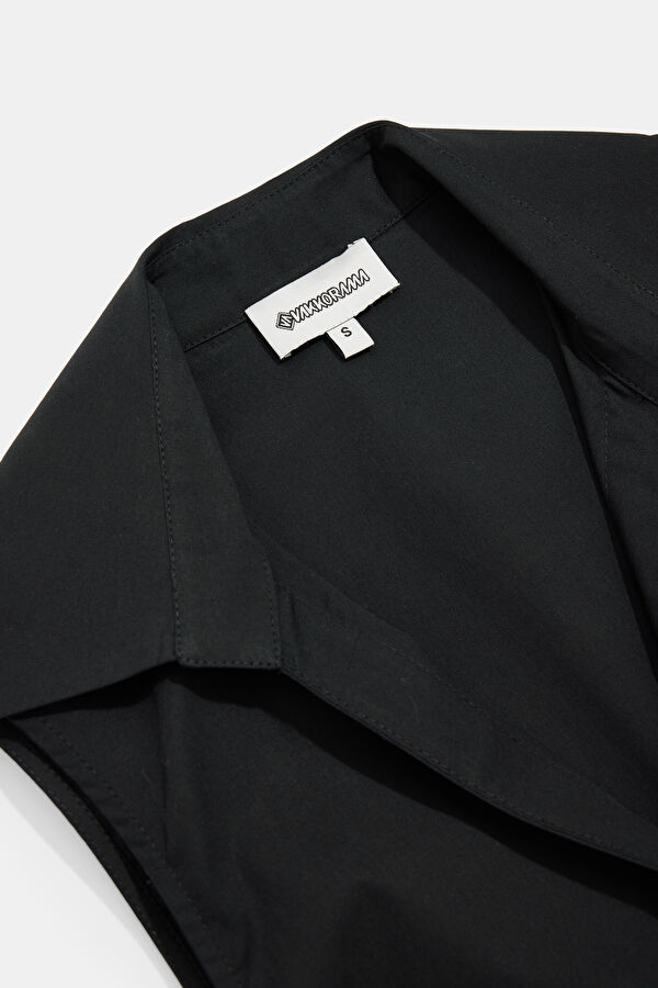 Black Sleeveless Women's Blouse 3
