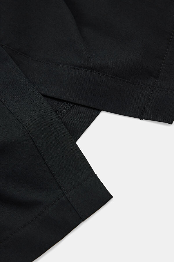 Black Sleeveless Women's Blouse 4