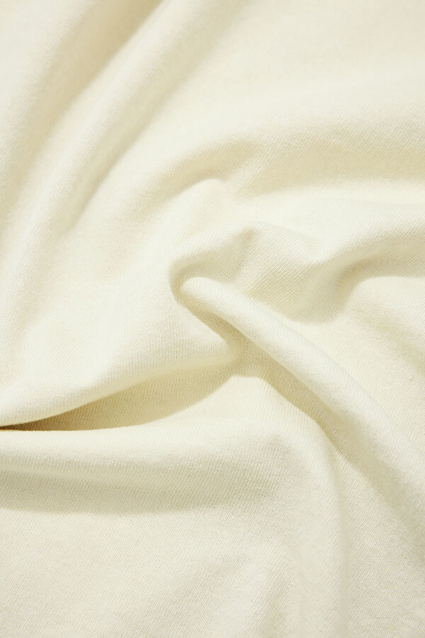 Relax Mold Cream Crew Neck Printed T-Shirt 4