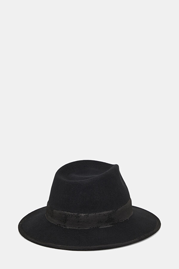 Black Wool Hat 2