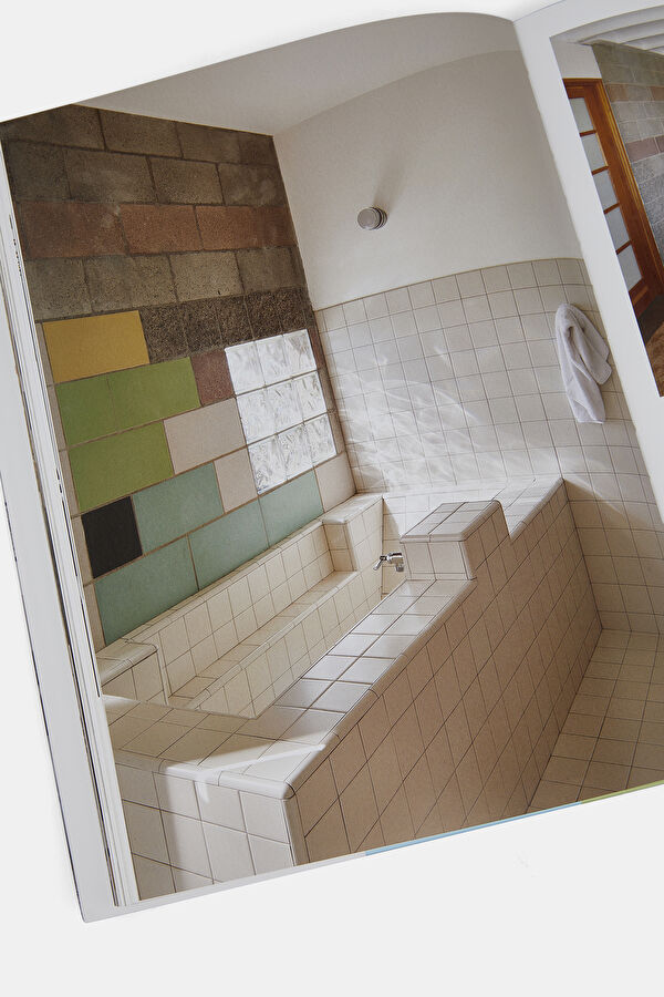 City Of Dreams: Los Angeles Interiors 10