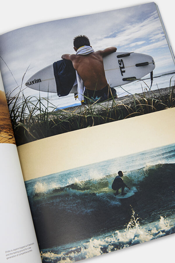 The Breitling Book Of Surfing 7