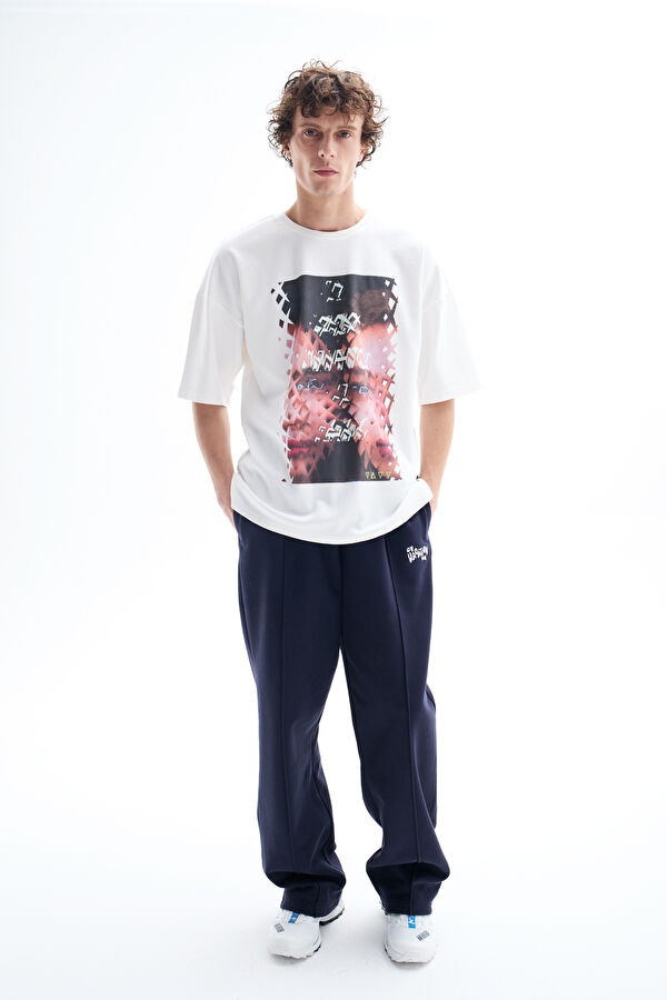 Relax Fit Off-White Crew Neck Printed Men's T-Shirt