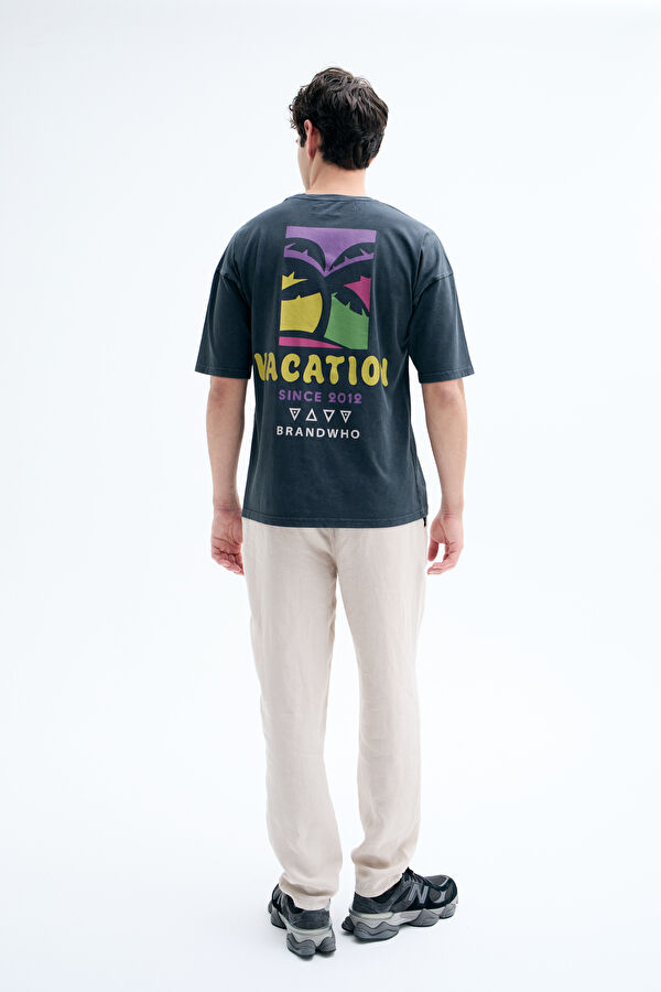 Relax Kalıp Siyah Bisiklet Yaka Baskılı Erkek T-Shirt 2