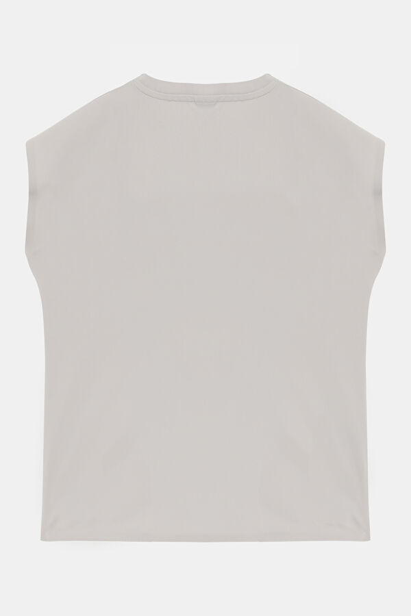 Beyaz O Yaka Kadın T-Shirt 2