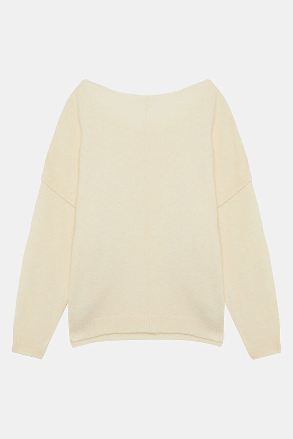 Cream Jersey 2