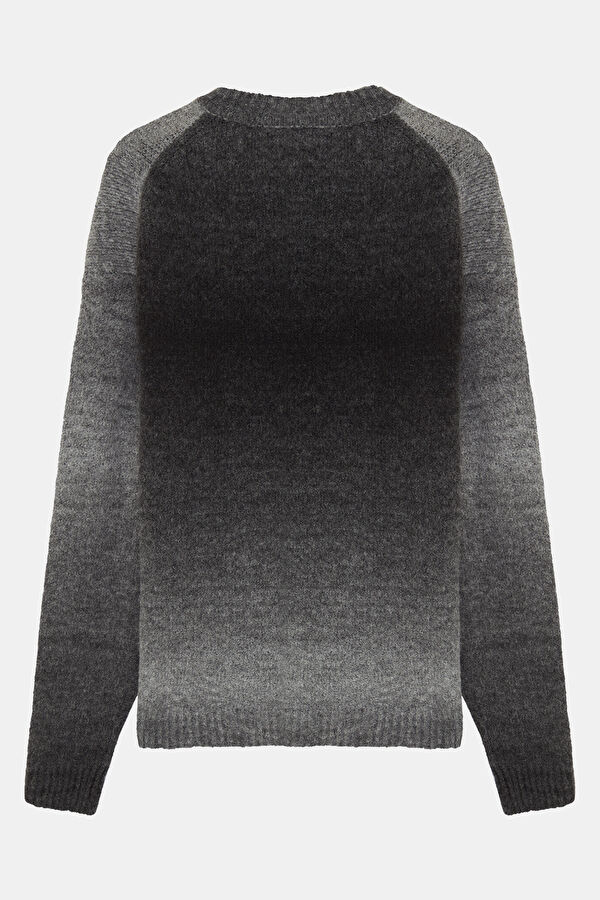 Black Gradient Pattern Knitted Men's Sweater 2