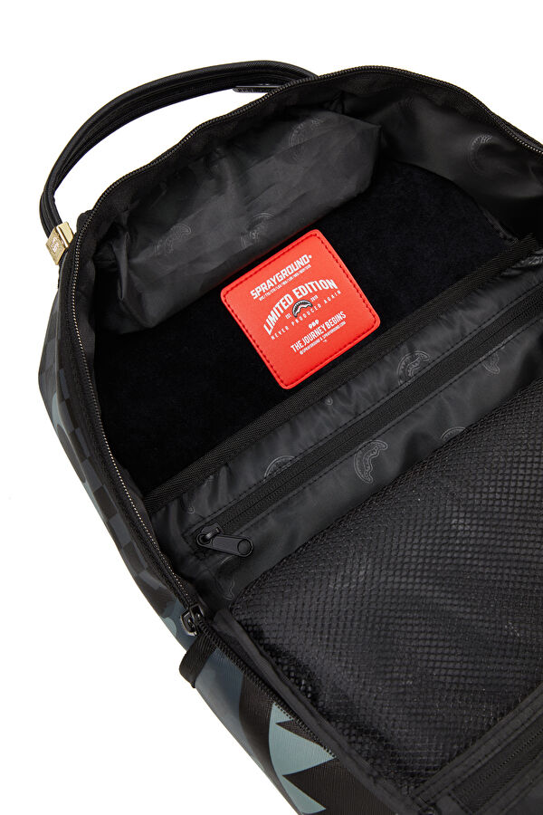 Split Up Camo Tear Backpack 9