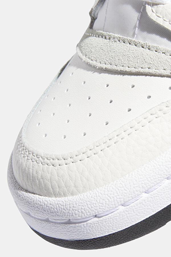 Forum White Men's Sports Shoes 8