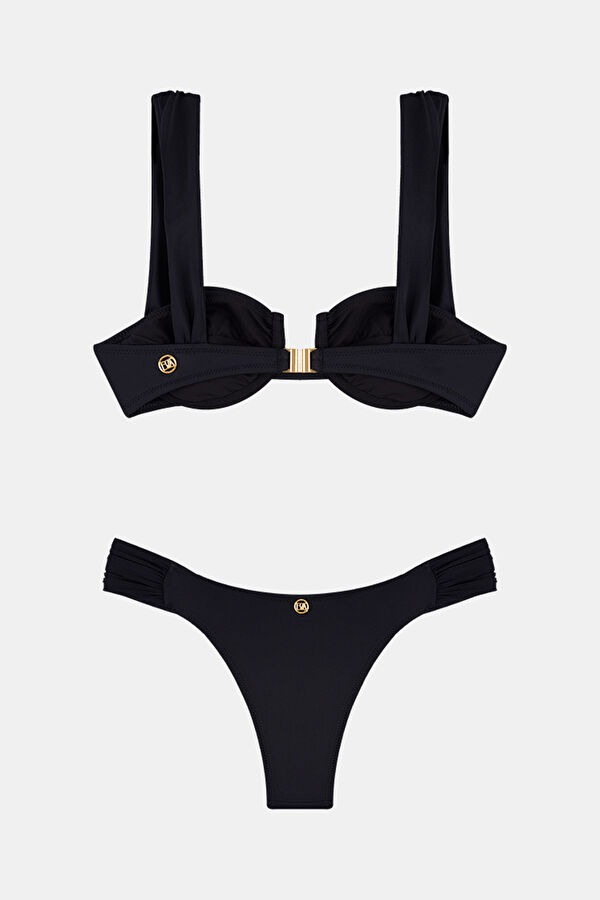 Rebecca Siyah Bikini 2