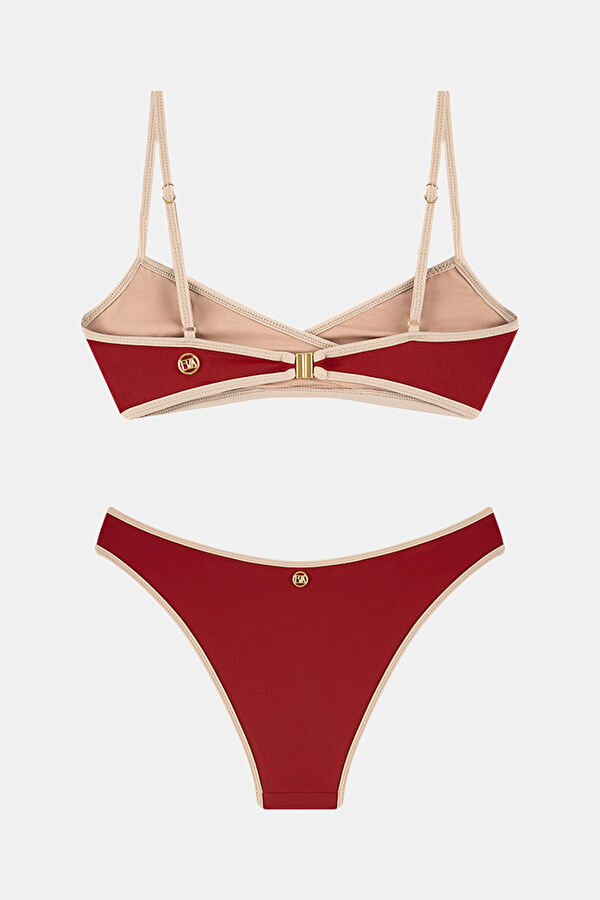 Dena Bordo Bikini 2