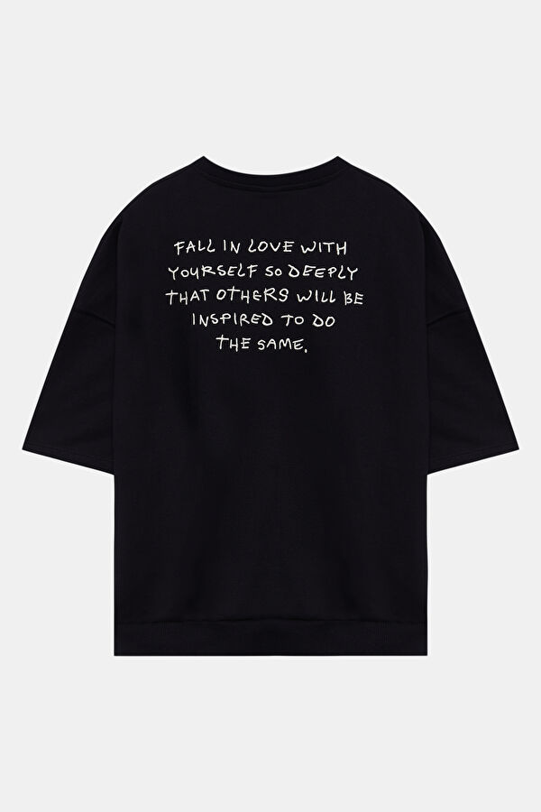 Relax Kalıp Siyah Bisiklet Yaka Baskılı T-Shirt 2