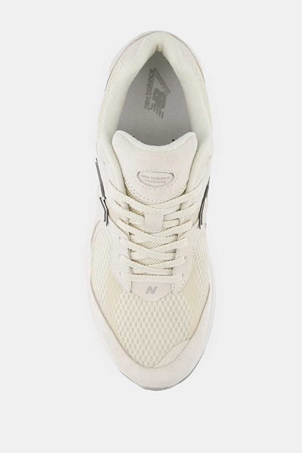 2002 Beige Women's Sports Shoes 3