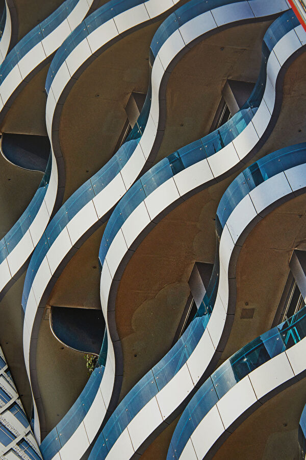 Dubai Wonder 6