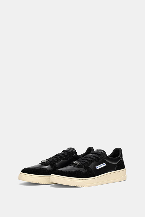 Court Black Men's Sports Shoes 2