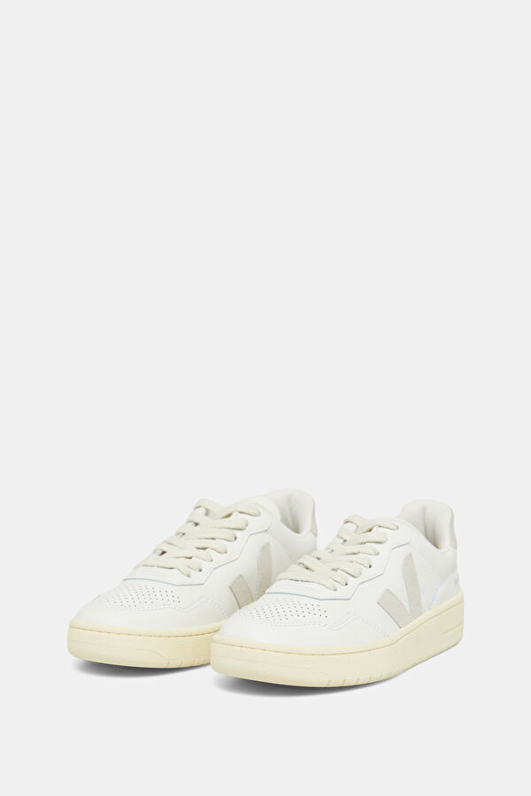 V-90 O.T. White Women's Sports Shoes 2