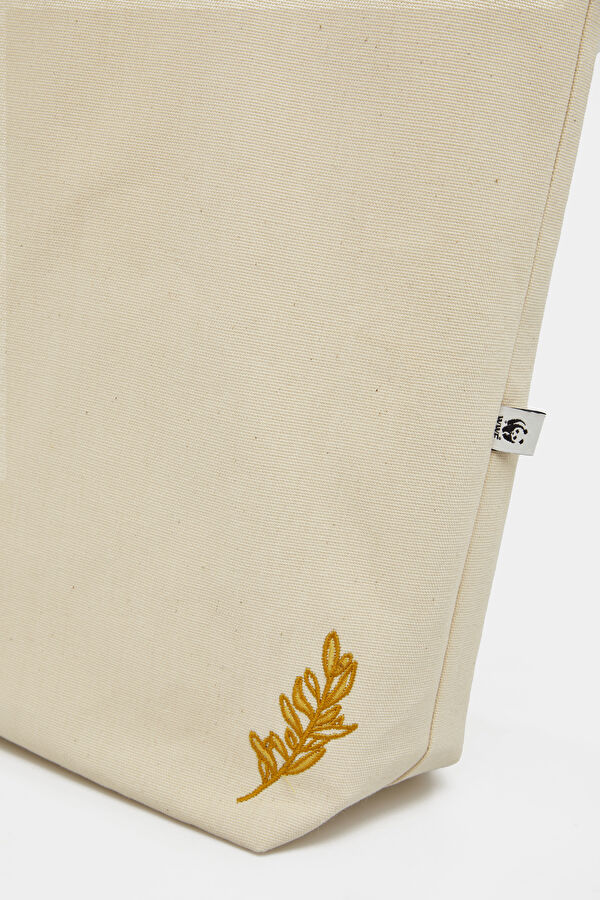 Unisex Tote Bag with Giraffe 5