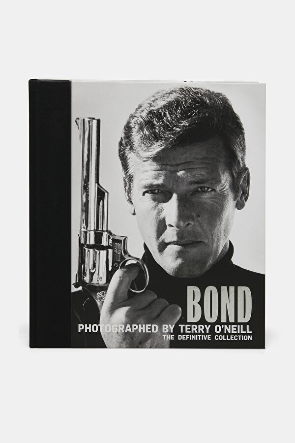 Bond: Photographed by Terry O'Neill