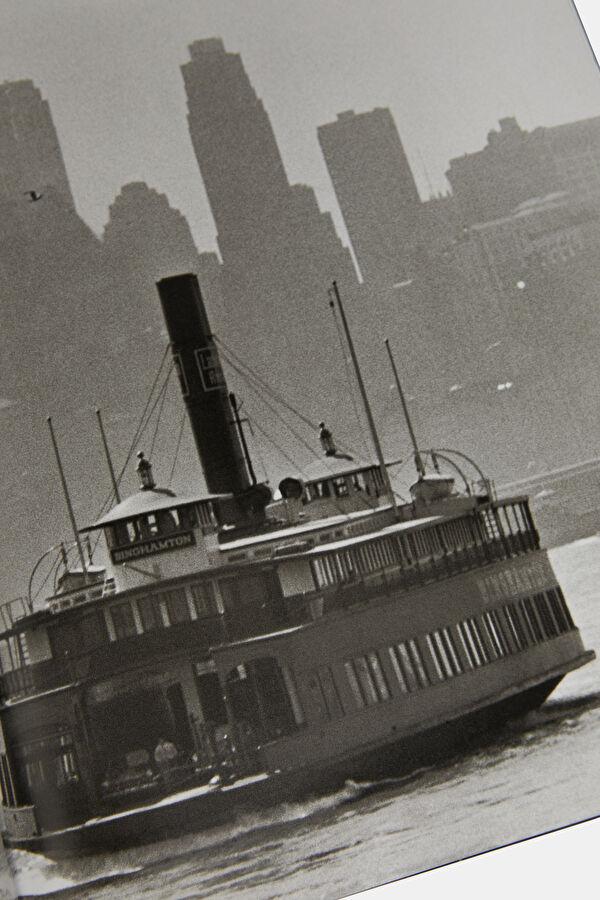Elliott Erwitt’s New York 5