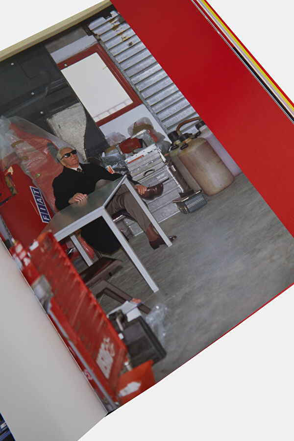 Ferrari: From inside & Outside 8