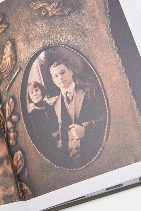 Peaky Blinders: The Official Visual Companion 7