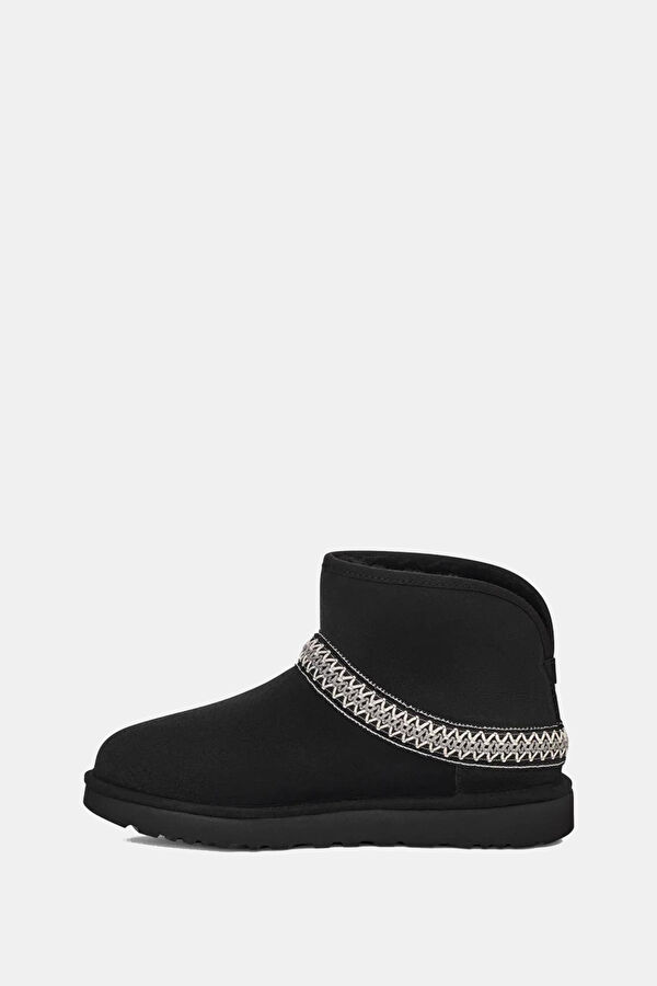 W Classic Mini Crescent Black Boots 2