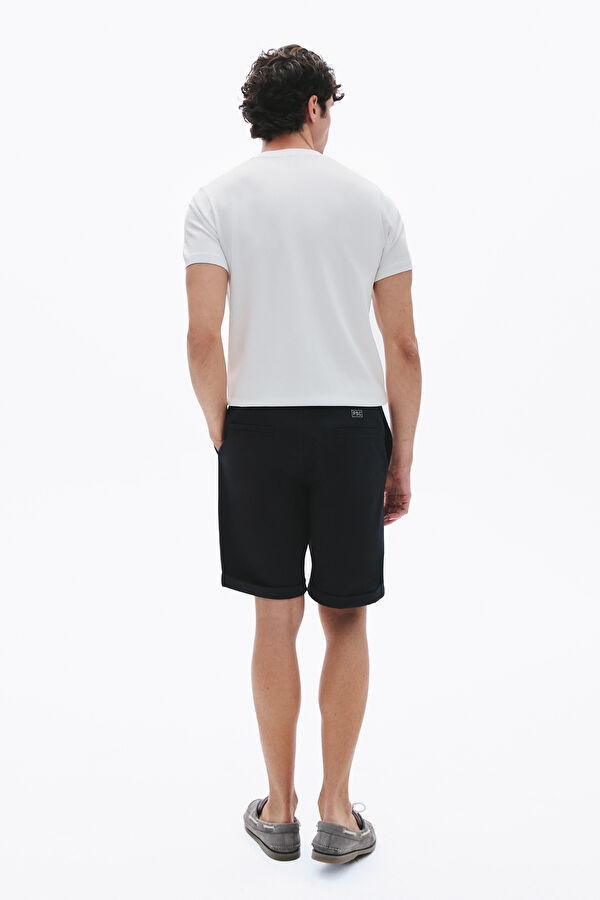 Off-white crew neck men's T-shirt 4
