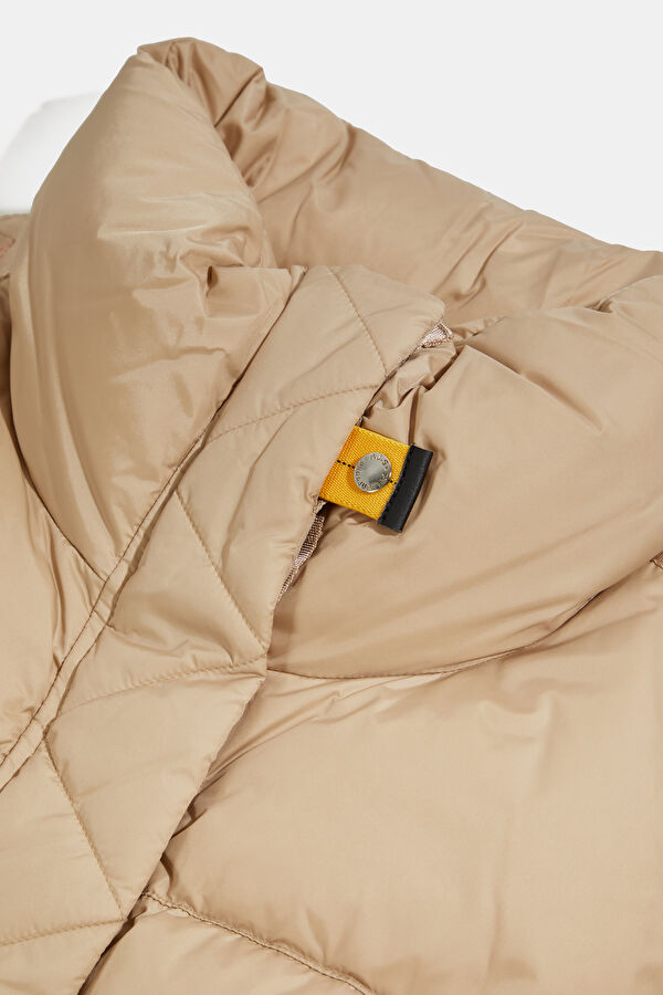 Cream Women's Coat 3
