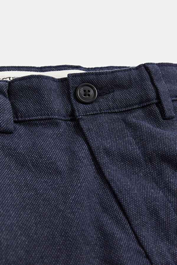 Navy Blue Slim-Fit Men's Trousers 3
