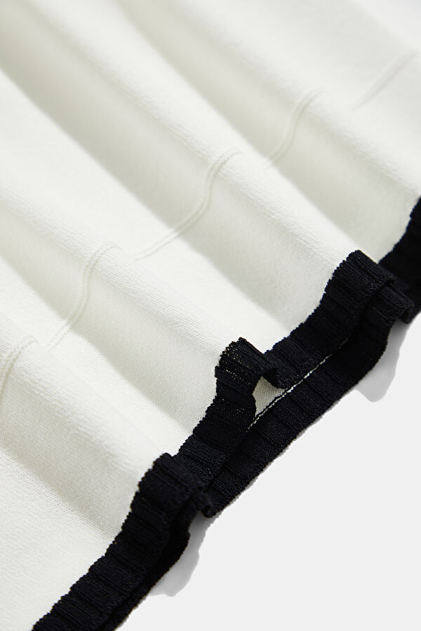 Off-white Strappy Women's Blouse 4