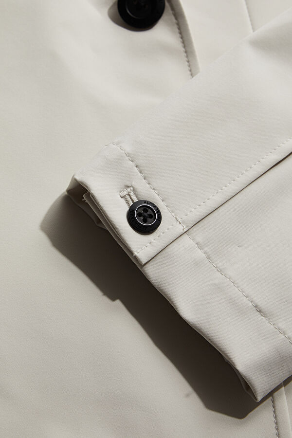 Stone Buttoned Jacket 5