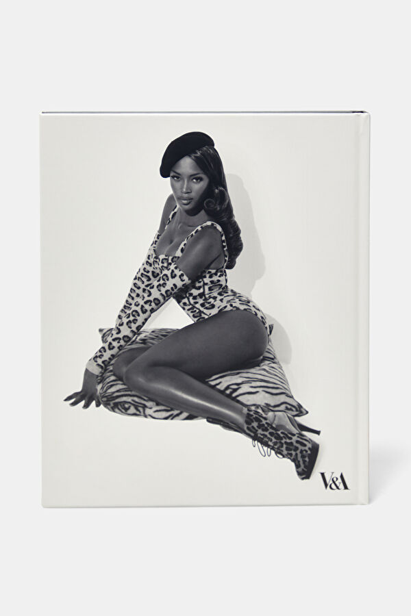 Naomi: In Fashion 3