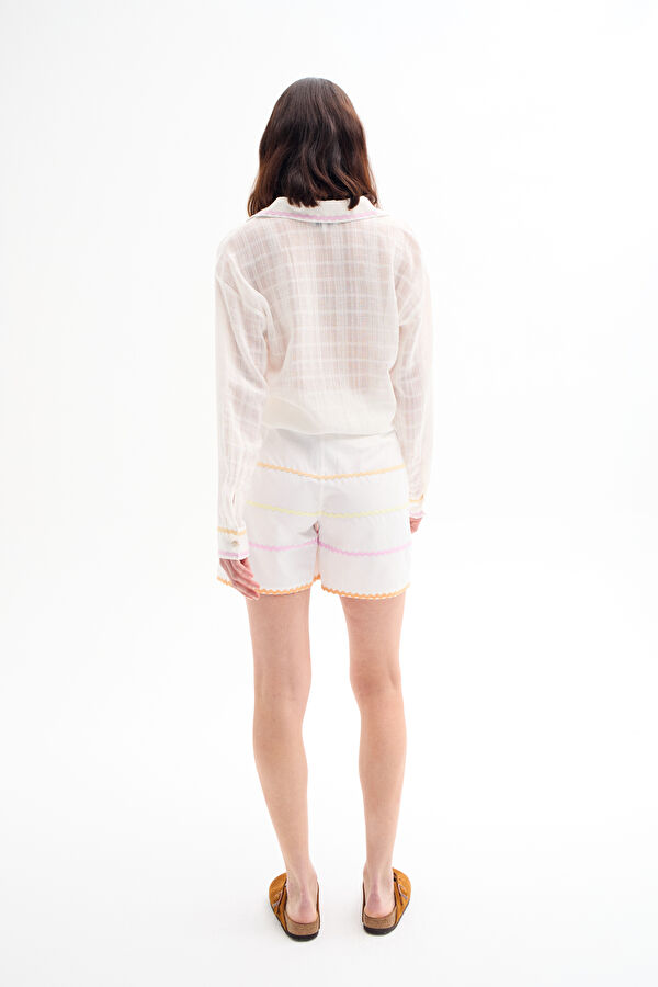 Oversize Off-White Embroidered Women's Shirt 2
