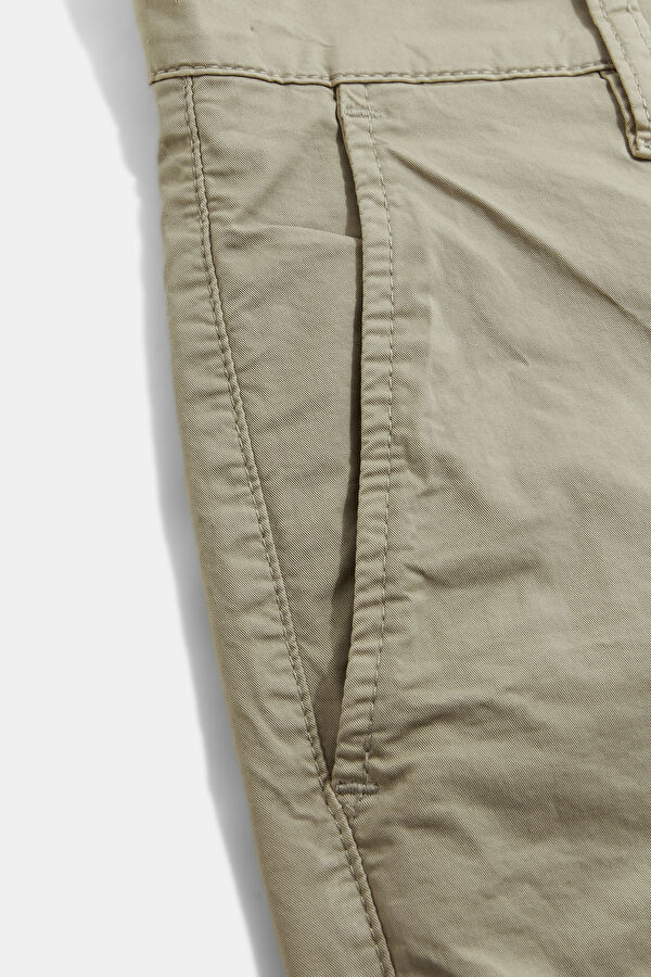Beige Men's Shorts 4