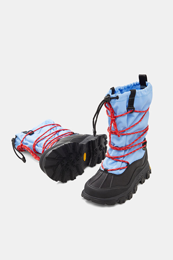 W MetroPeak Blue Boots 5